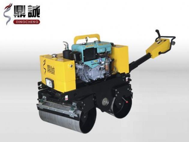 點(diǎn)擊查看詳細(xì)信息<br>標(biāo)題：DC-840-I全液壓手扶雙鋼輪壓路機(jī) 閱讀次數(shù)：14640